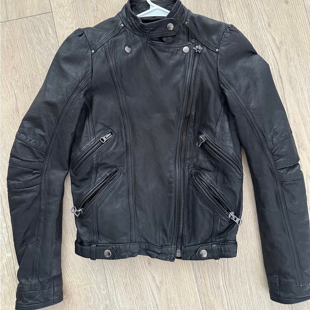 Zara Genuine Leather Jacket size xs like New Biker style, fitted